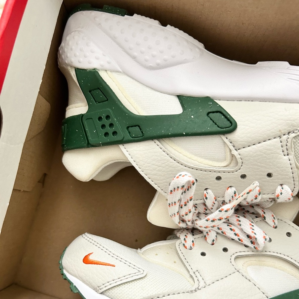 nike air huarache gs green orange - Picture 5 of 8